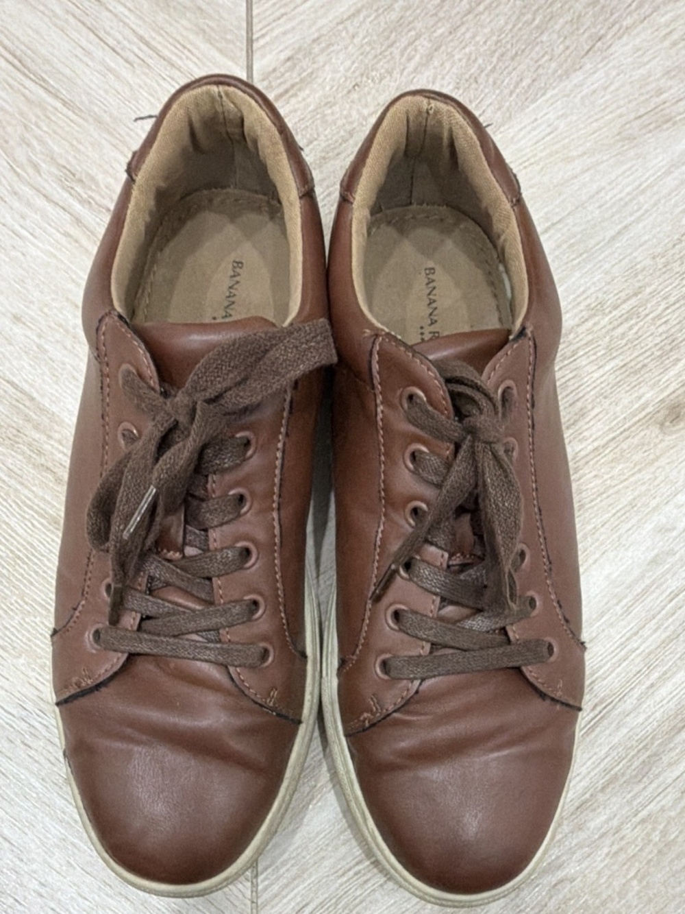 Banana Republic Men's Brown Leather Lace-Up Sneakers US 9 Contrast Stitch
